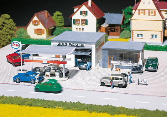 Faller 191843 – Tankstation met wasstraat